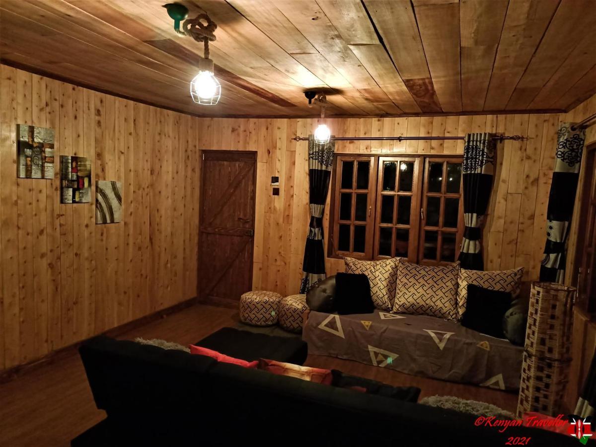 The Wonky House Apartment Timau Exterior photo
