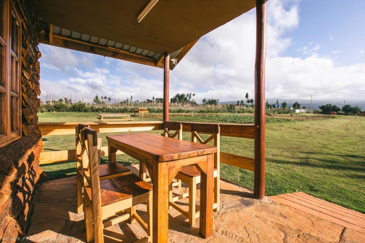 The Wonky House Apartment Timau Exterior photo
